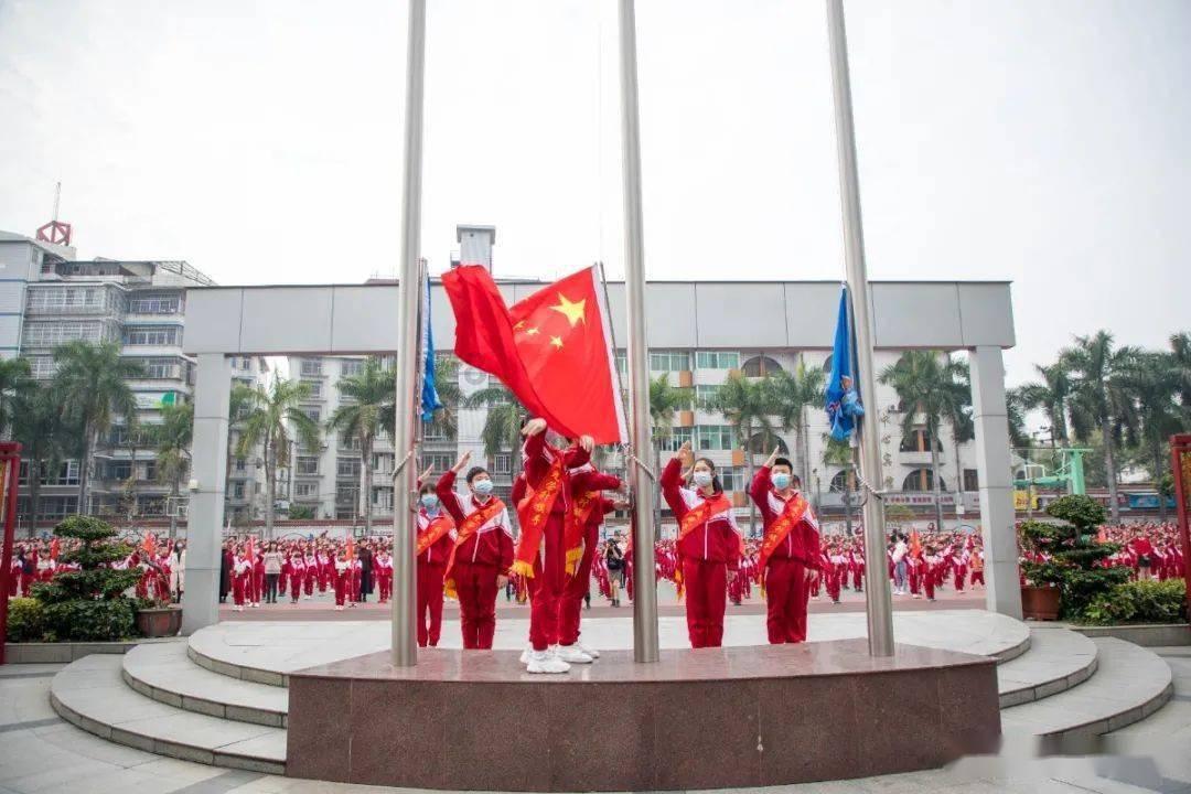 探索娱乐圈有哪些模范夫妻?的热门讨论| 娱乐圈有哪些模范夫妻?红迪网